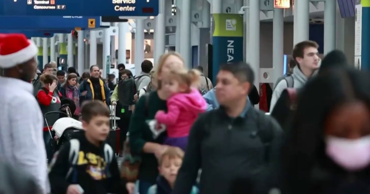 Thousands of flights canceled and delayed hours before Christmas