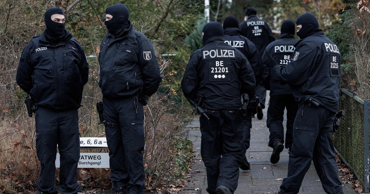 Les autorités allemandes “inquiètes” après l’arrestation par la police de 25 personnes soupçonnées d’avoir comploté un coup d’État d’extrême droite