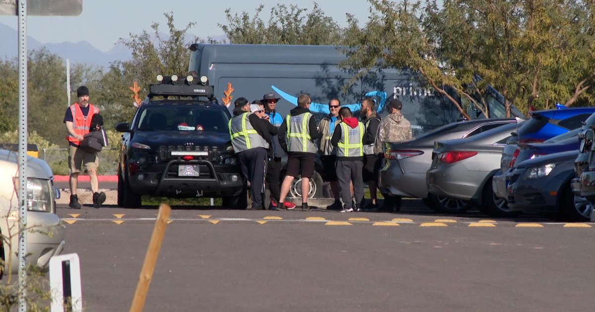 Worker wounded, suspect killed, in Arizona Amazon warehouse shooting