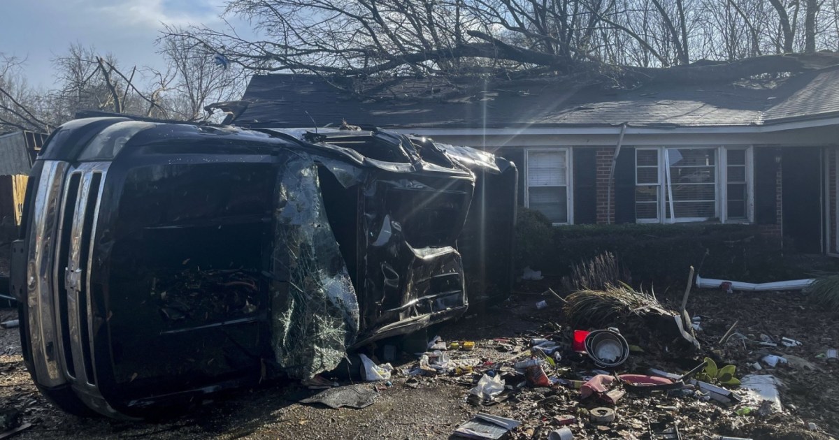 Deadly tornadoes caused complete devastation, Alabama official says