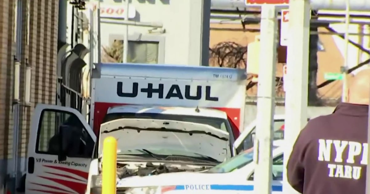 UHaul driver hits 8 people in Brooklyn
