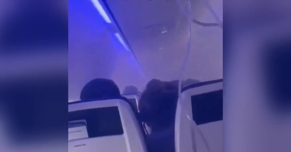 Southwest plane makes emergency landing in Cuba after bird strike