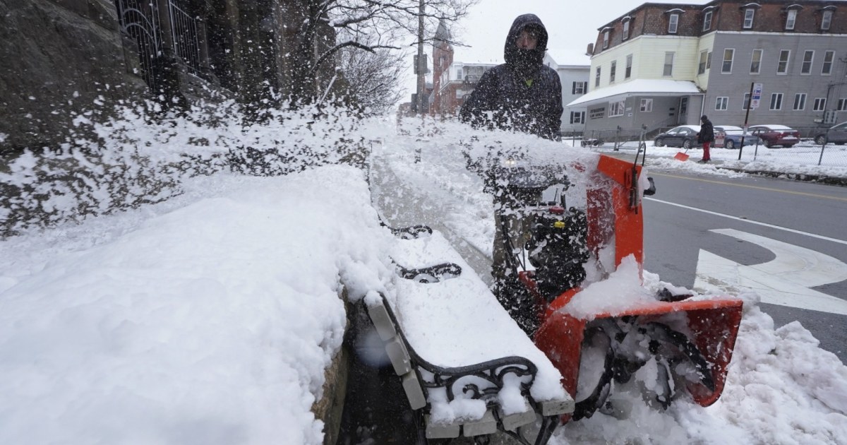 Thousands without power as winter storms slam Northeast