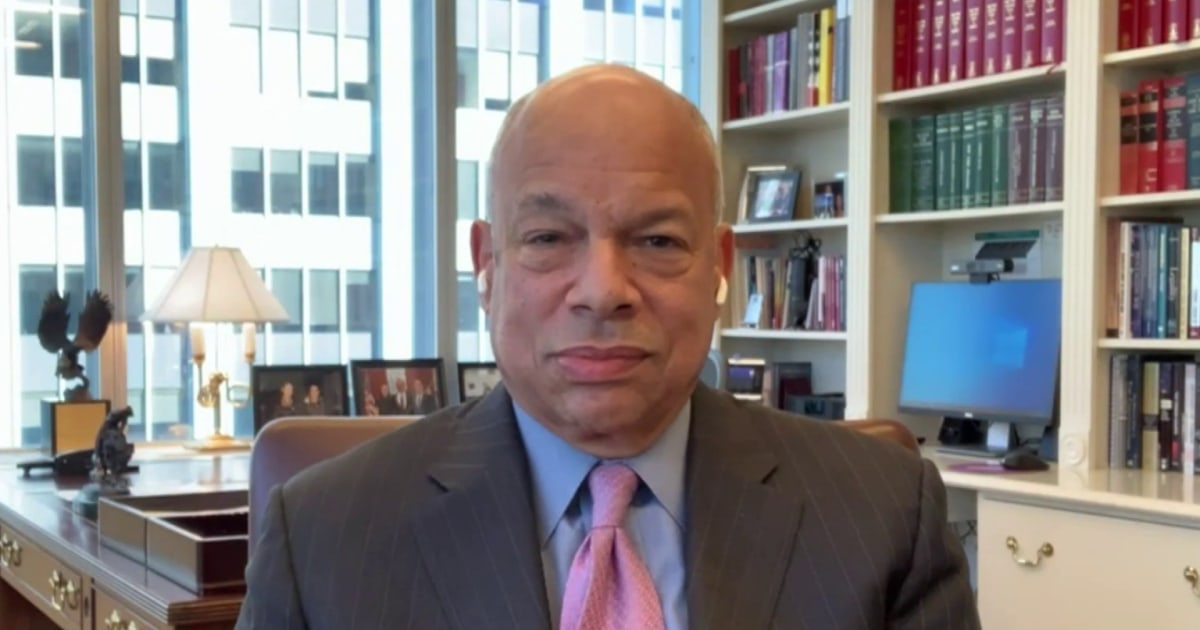 Jeh Johnson: It’s ‘unprecedented to have a former president protected by Secret Service’ arraigned