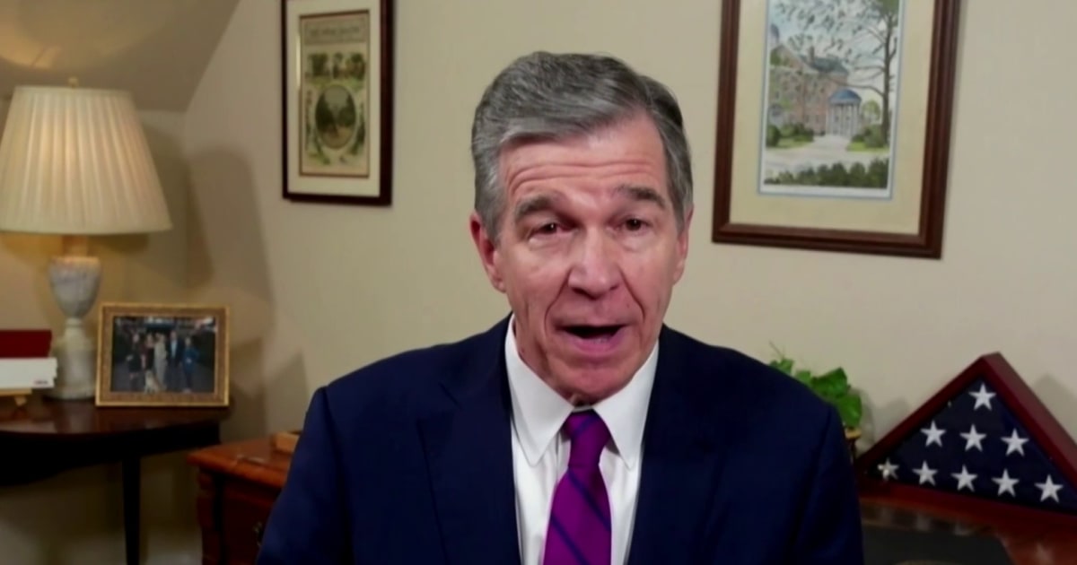 NC governor hopes at least one Republican will vote to uphold abortion bill