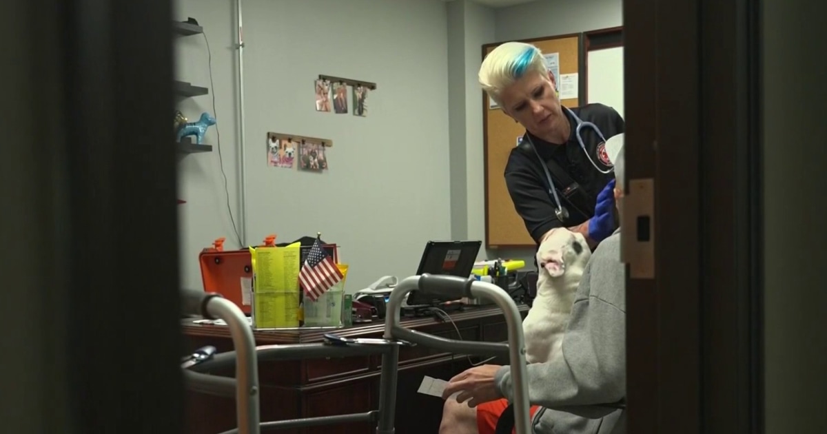 How one EMT is reducing the number of 911 calls from an Indianapolis shelter
