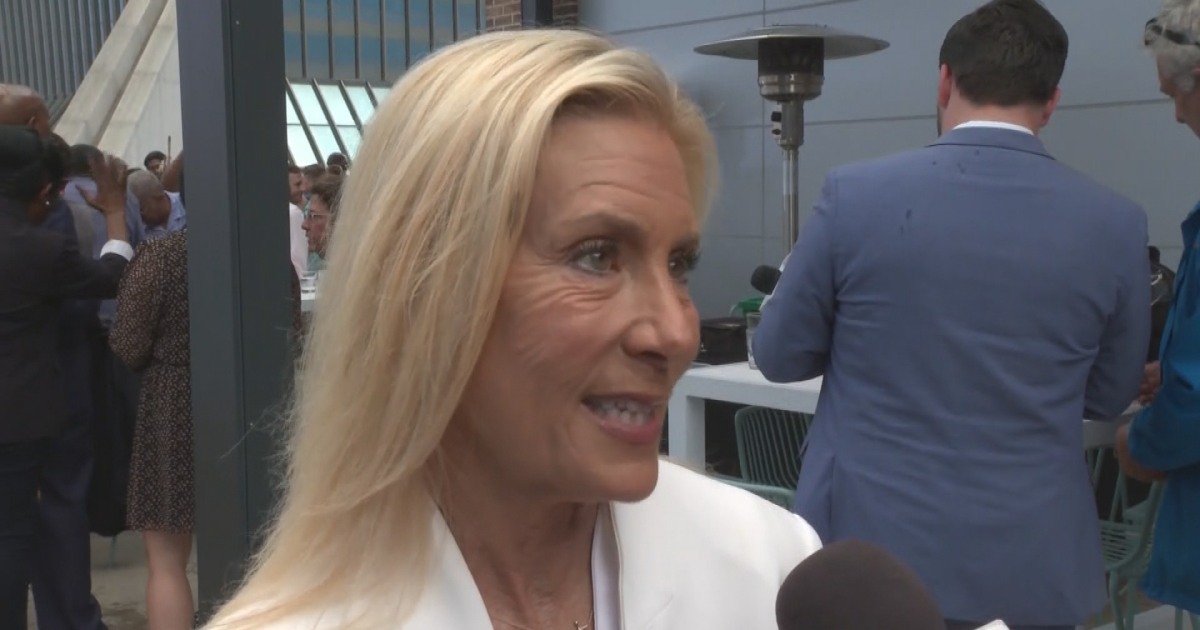 Democrat Deegan scores upset in Jacksonville mayor's race