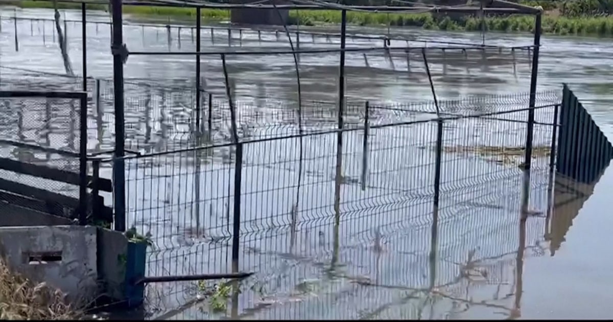 Water levels in Dnipro River tributary rise over three feet after Kakhovka dam breach