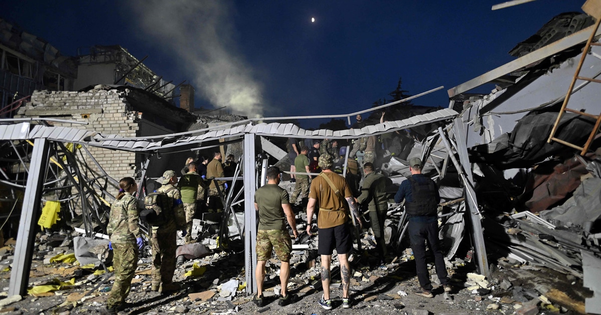 Several killed in Russian missile strike on pizza restaurant in eastern Ukraine