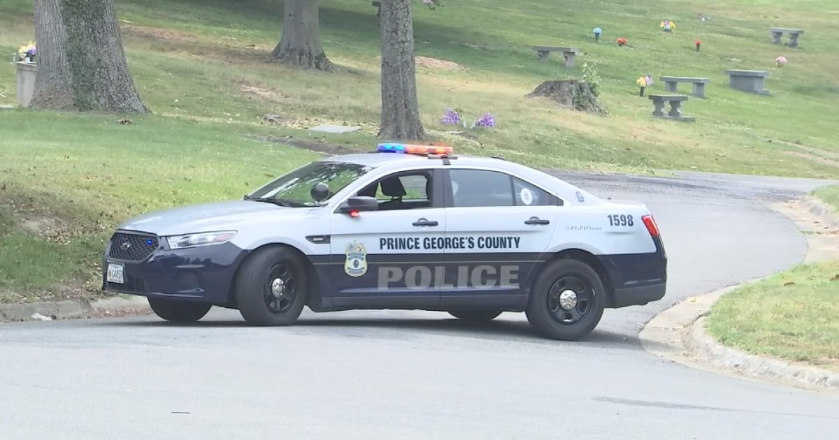 Maryland funeral director charged in fatal graveside shooting