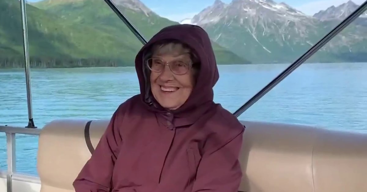 93-year-old-woman-visits-all-63-u-s-national-parks-with-grandson