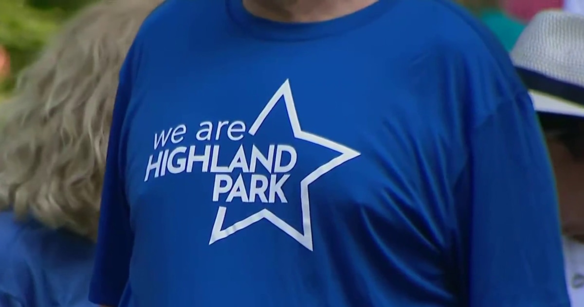 'Evil doesn't win' Lives honored in Highland Park one year after