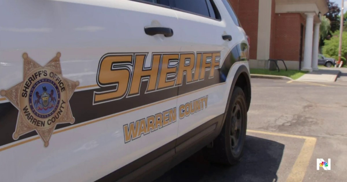 Manhunt underway for murder suspect who escaped Pennsylvania jail