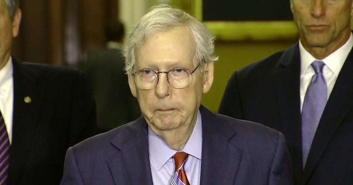 Mitch McConnell freezes at press conference and is escorted away