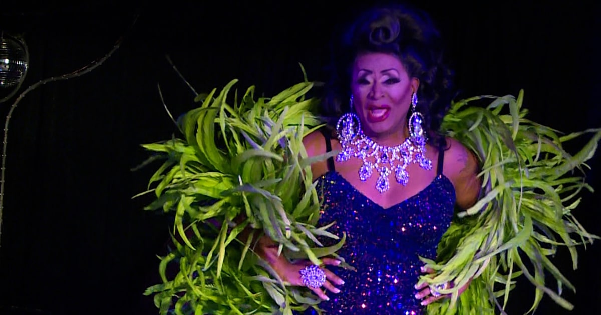 ‘Dragathon’ in Portland aims for world record for longest drag show