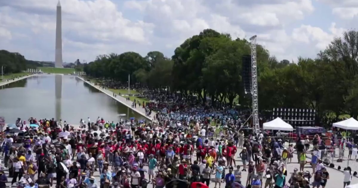 Thousands gather from across the nation to mark 60th anniversary of