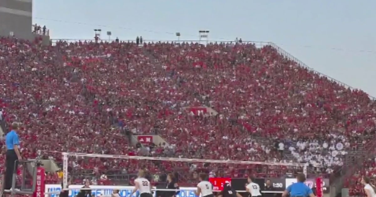 Nebraska Sets World Record For Women S Sports Attendance