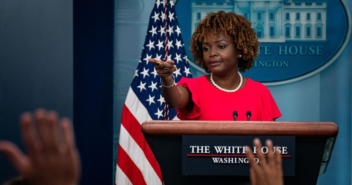 White House holds press briefing