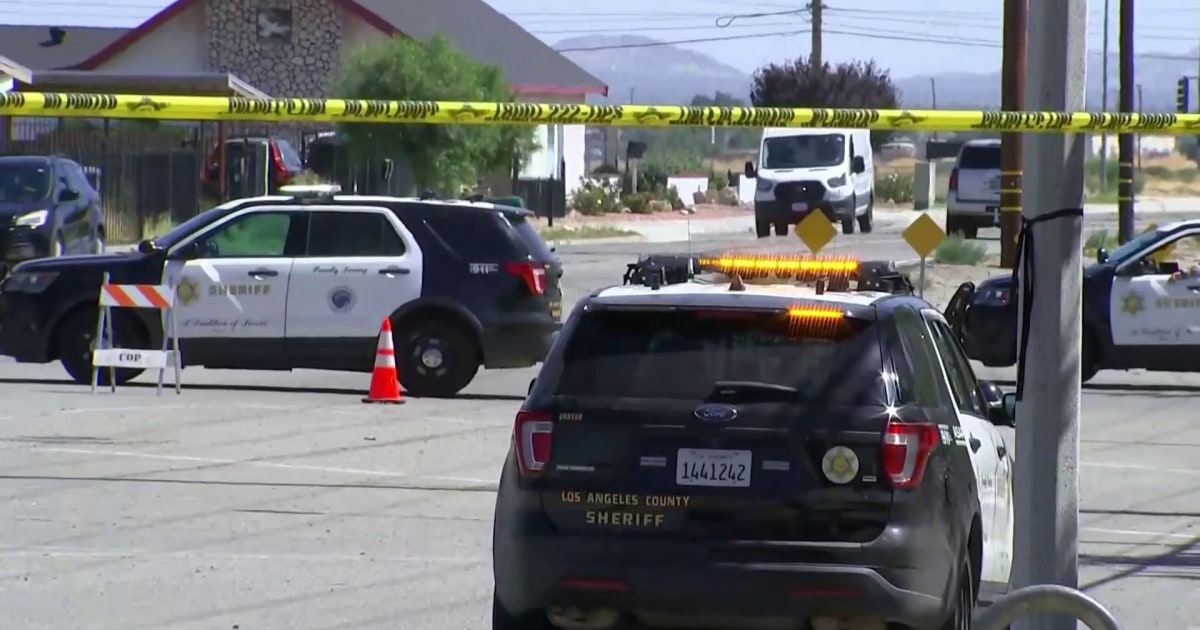 Suspect arrested for killing of deputy after hourslong standoff in ...