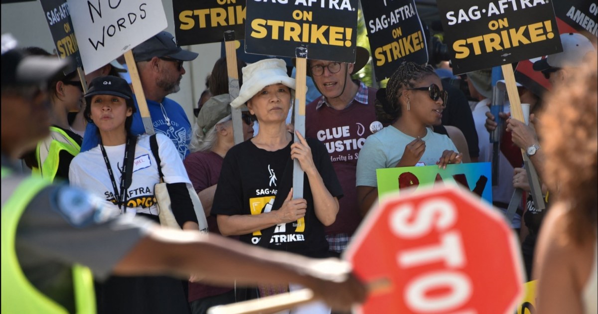 Writers Guild of America strike officially ends after 148 days