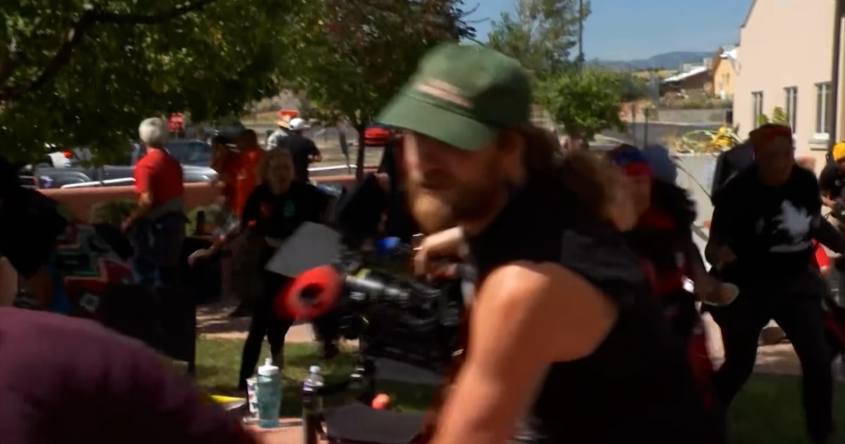 Video shows moment man opens fire at protest in New Mexico, injuring 1