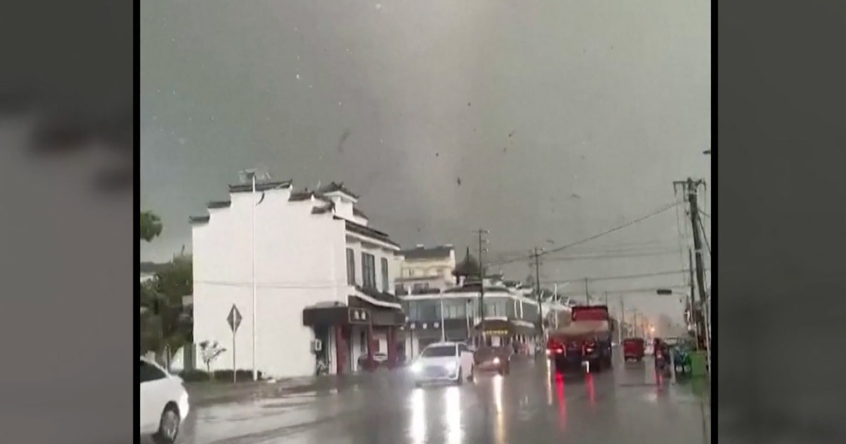 Video shows deadly tornado striking eastern China