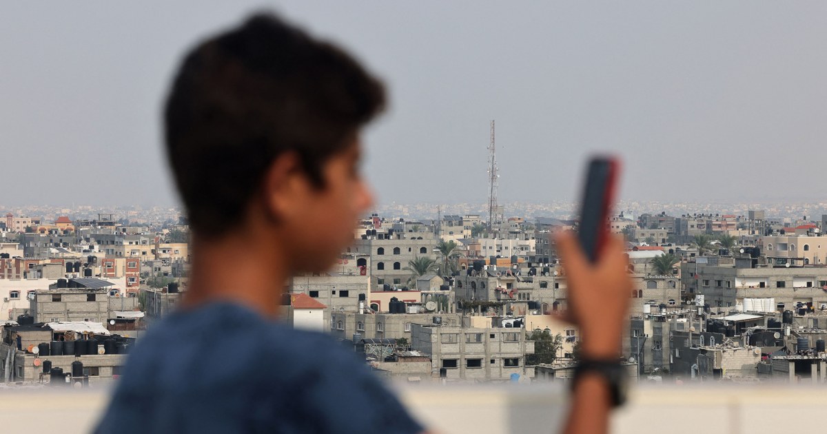 Sounds of fighting continue near Israel-Gaza border amid blackouts