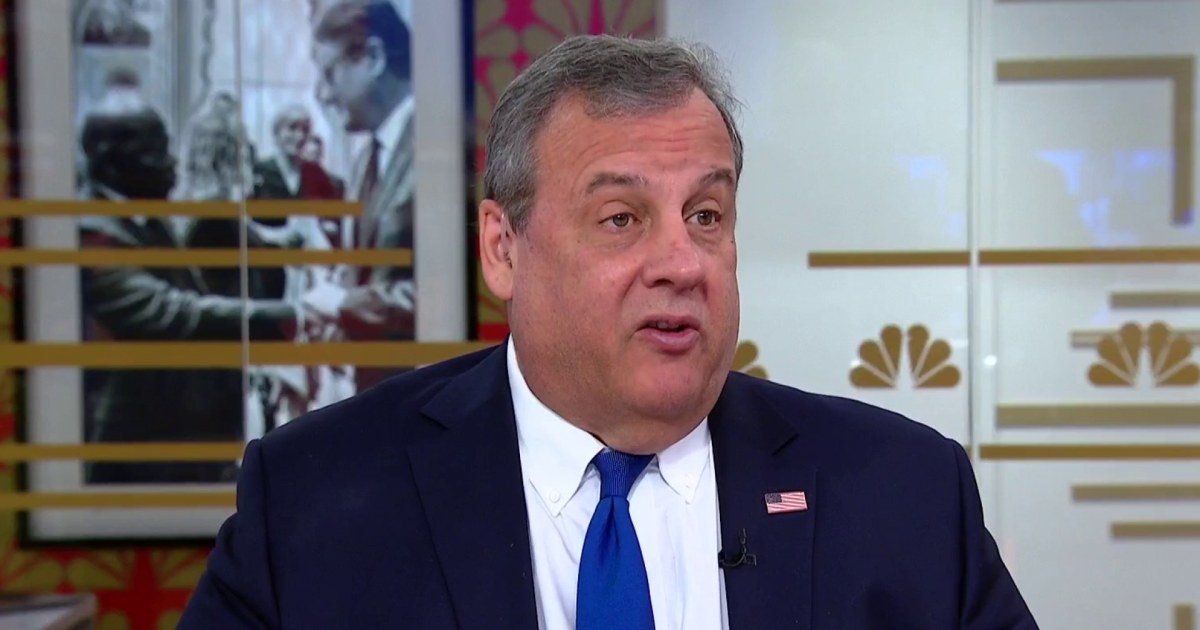 Chris Christie Anyone who thinks I'm getting out of this race, they're