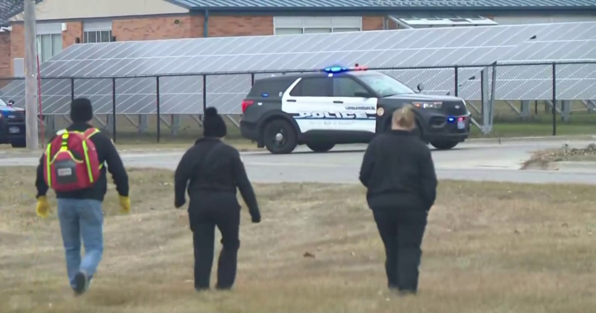 Shooting reported at Iowa high school