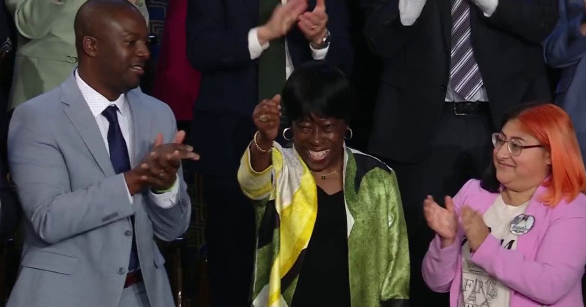 Biden urges congress to pass the john lewis voting rights act