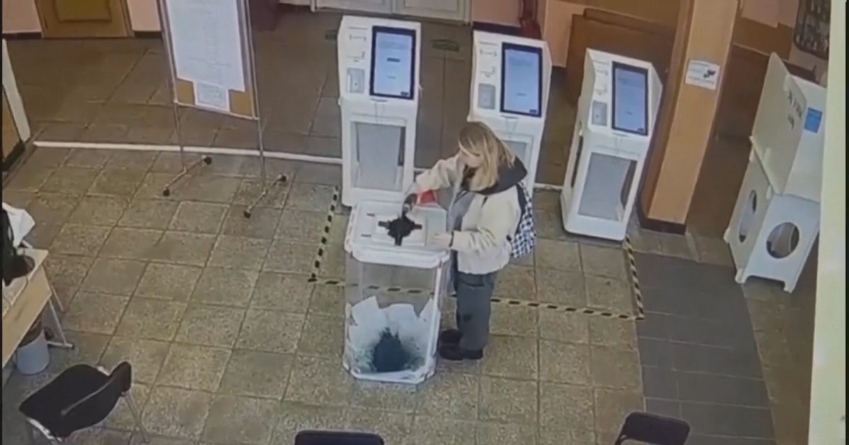Russian polling stations vandalized during presidential elections