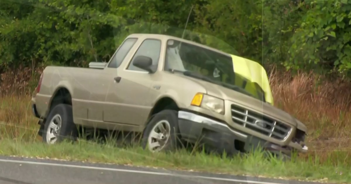 Eight migrant farm workers killed in bus crash in Florida