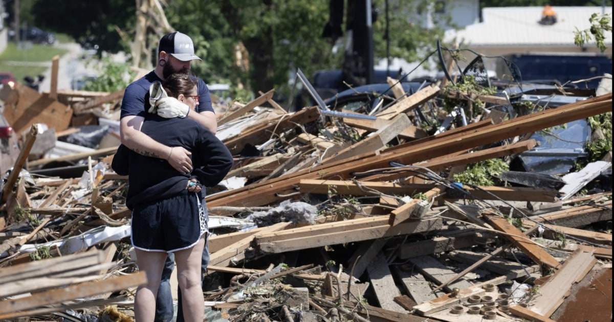 Tornado hits Texas as Iowa is still recovering