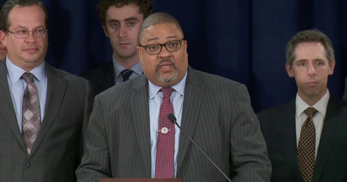 Manhattan DA Alvin Bragg speaks after Trump guilty verdict