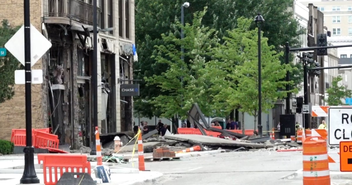 Gas leak explosion injures at least 7 in Ohio