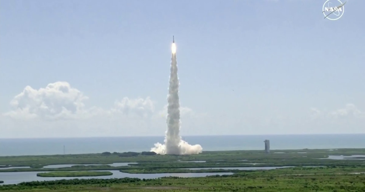 Boeing Starliner successfully launches into space