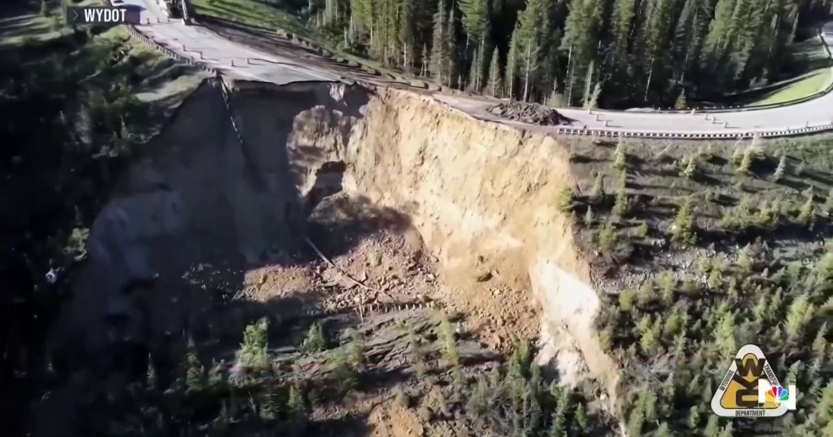 Wyoming road collapses ahead of tourist season