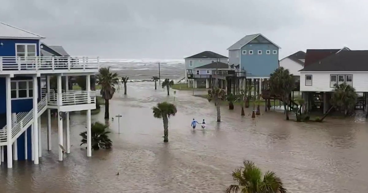 Tropical Storm Alberto lashes Texas as heat wave persists