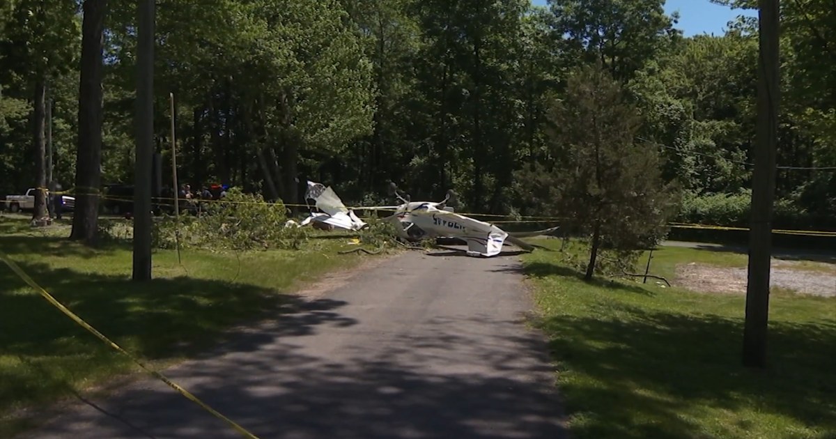 Pilot injured after plane crashes in Connecticut campground