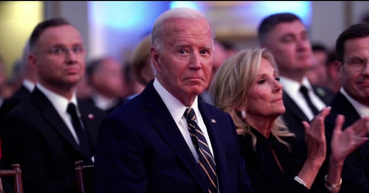 More Democrats in Congress ask Biden to drop out