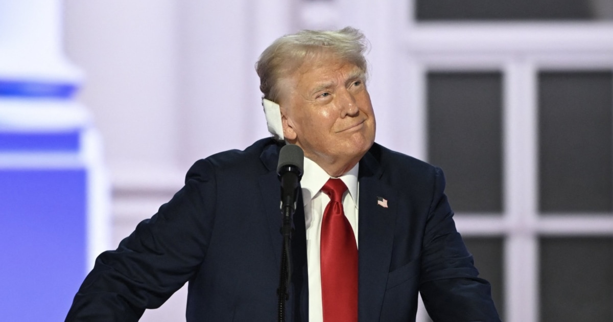 Donald Trump accepts Republican presidential nomination