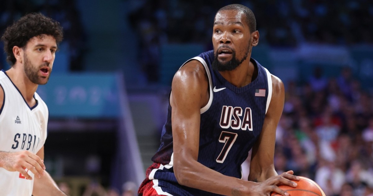 Durant continues impeccable shooting in U.S. men&rsquo;s basketball opener versus Serbia