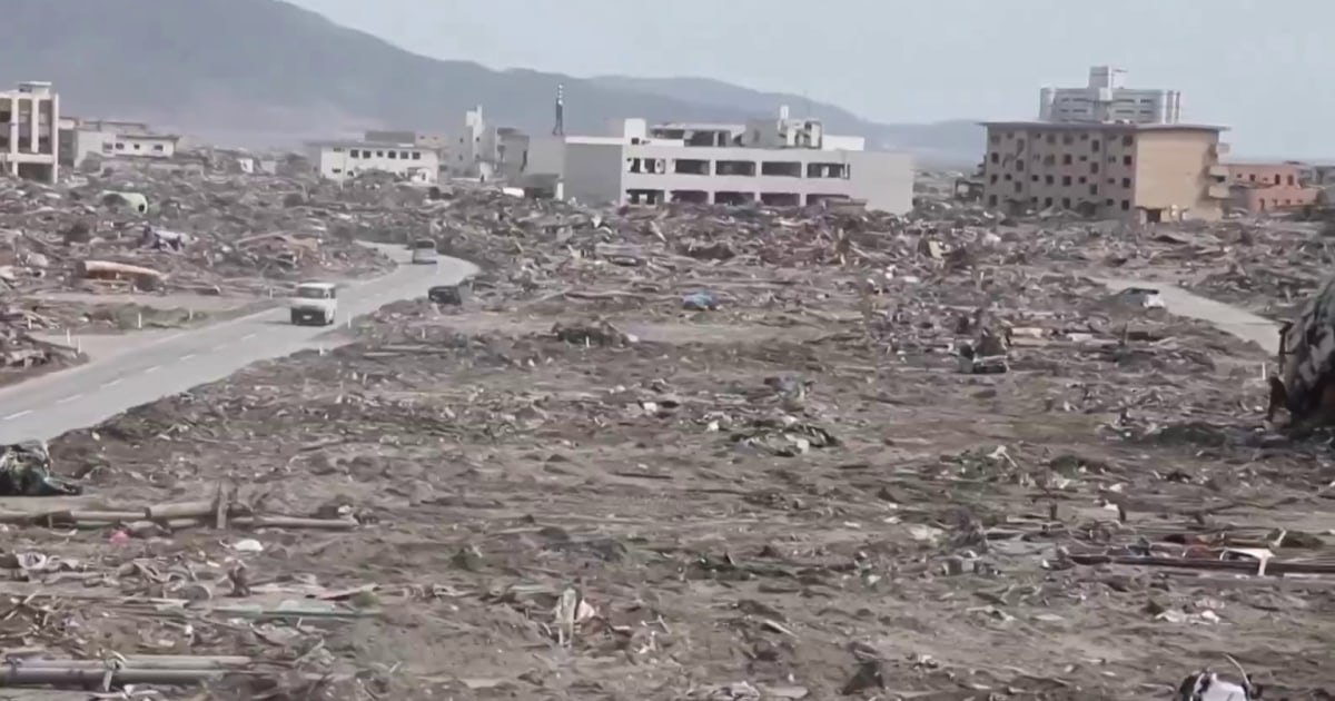 Japan issues warning after 7.1 magnitude quake