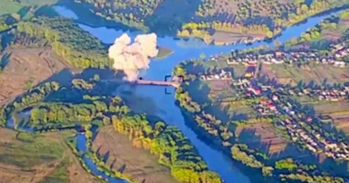 Video of Ukrainian Air Force allegedly shows attack on Kursk Bridge