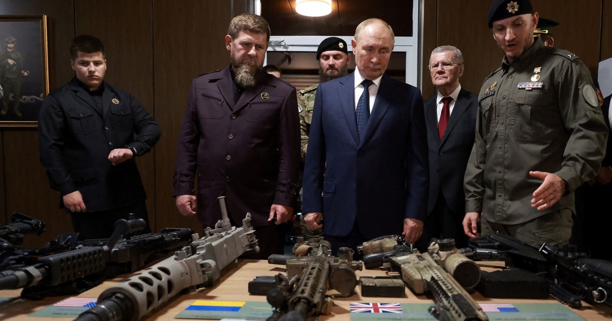 Putin visits Chechnya and meets troops and volunteers readying to fight Ukraine