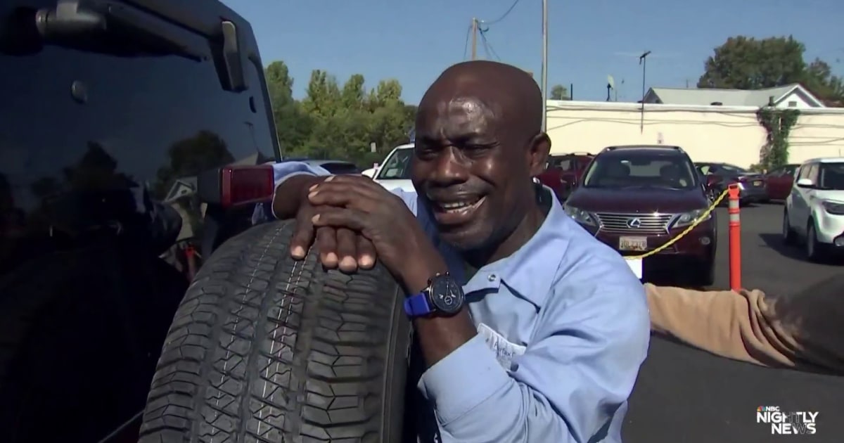School custodian surprised with dream car by students