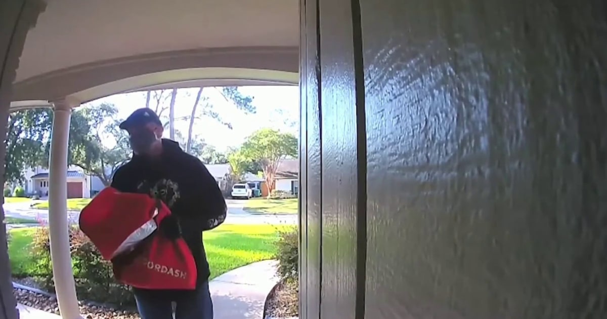 Texas Man Impersonates Delivery Driver to Break Into Home