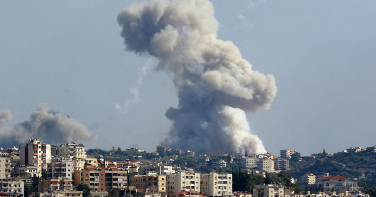 'Situation looks pretty grim' Israel preparing for possible ground