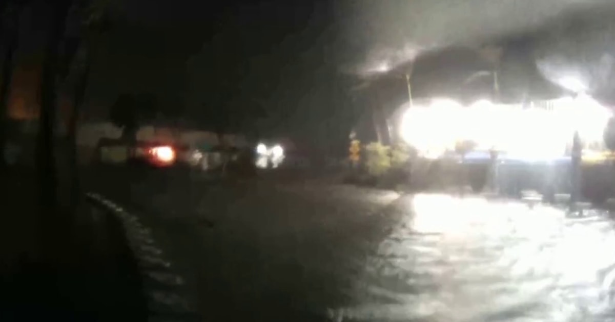 Thousands without power in Sarasota County, officials say