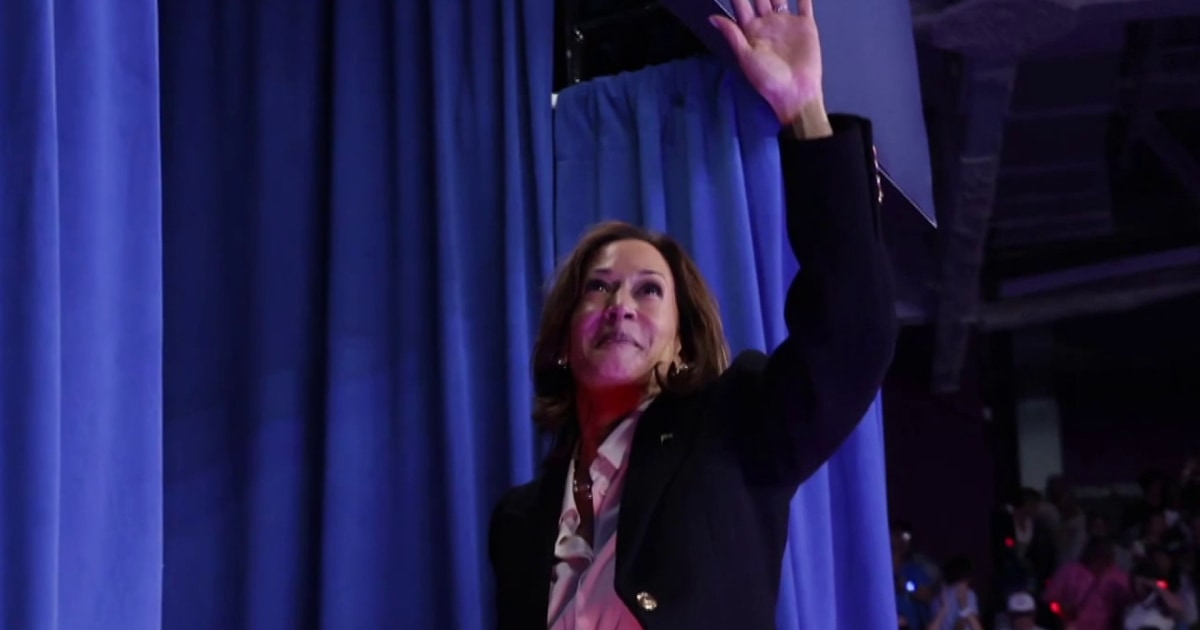 Kamala Harris courts disaffected Republicans while Nikki Haley